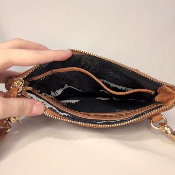 Botkier Logan Brandy Convertible Crosbody Wristlet Clutch BagNWOT - Picture 6 of 7